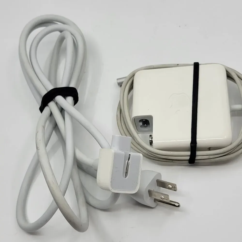 Apple genuine a1344